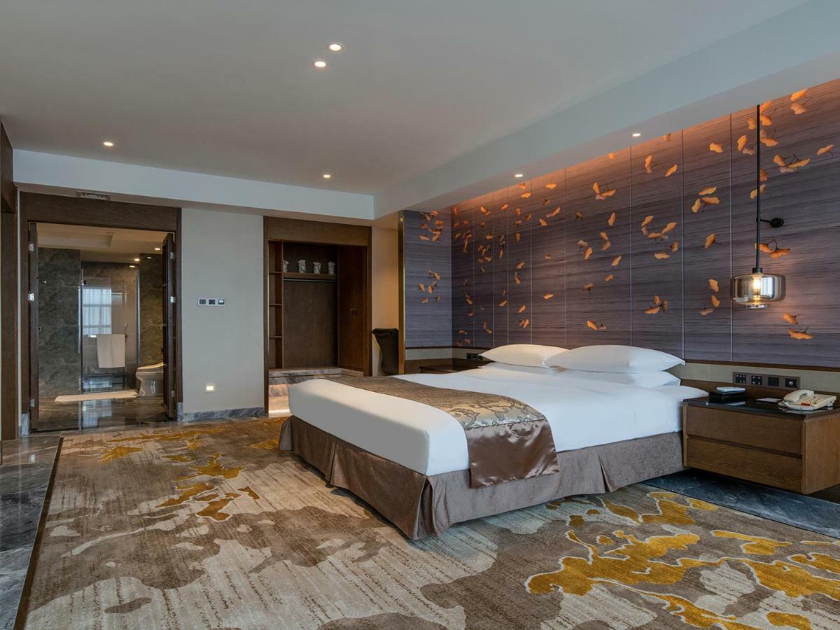 Grand Metropark Hotel Chongqing Exterior photo